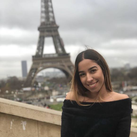 Meet your Posher, Pamela - Picture 1 of 1